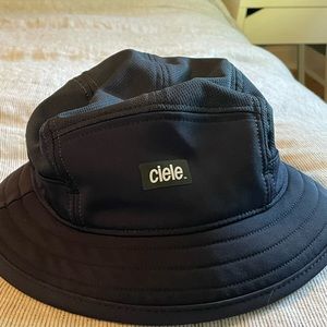 Ciele bucket hat